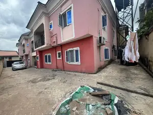 2bdrm Block of Flats in Berger for sale