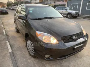 Toyota Matrix XRS Hatchback FWD (1.8L 4cyl 6M) 2006 Black