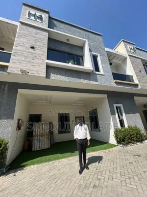 4bdrm Townhouse/Terrace in Lekki County, Ikota for sale