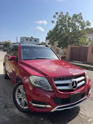 Mercedes-Benz GLK-Class 2014 Red