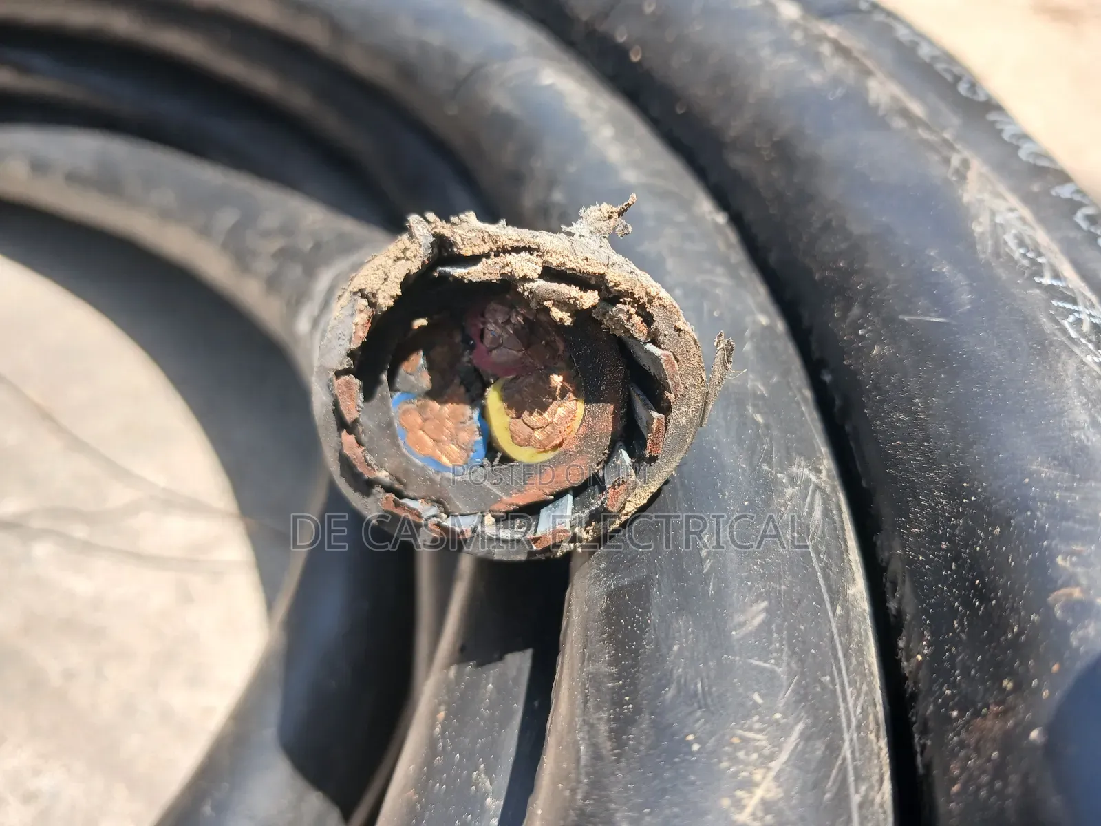 4x35mm2 Armoured Cable