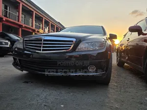 Mercedes-Benz C300 Luxury 4Matic Sedan AWD (3.0L 6cyl 7A) 2010 Black