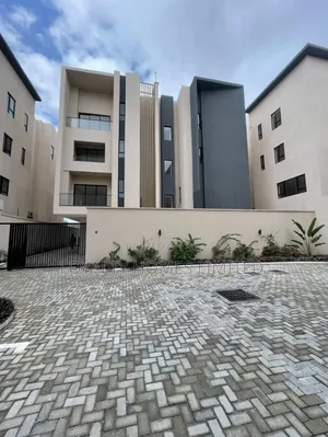 6bdrm Duplex in Banana Island for sale
