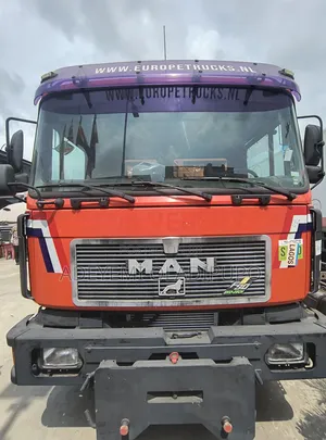 Man Diesel 2002 Red