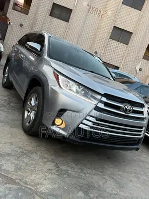 Toyota Highlander Limited V6 4x4 (3.5L 6cyl 6A) 2016 Silver