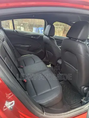 Chevrolet Cruze LT Auto Hatchback 2018 Red