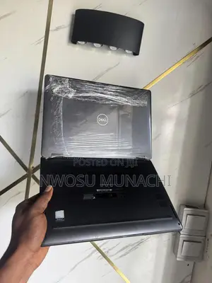 Laptop Dell Latitude 5300 8GB Intel Core i5 SSD 256GB