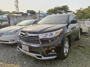 Toyota Highlander Limited 4dr SUV (3.5L 6cyl 6A) 2015 Black