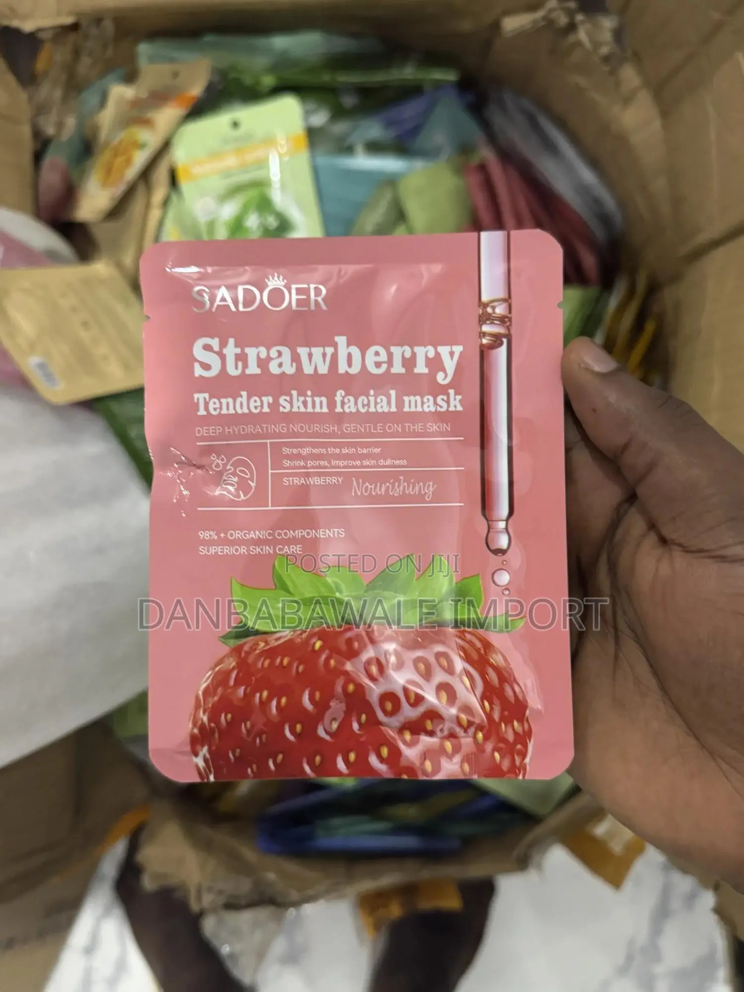 Sadoer Face Mask Moisturizing Face Sheet.