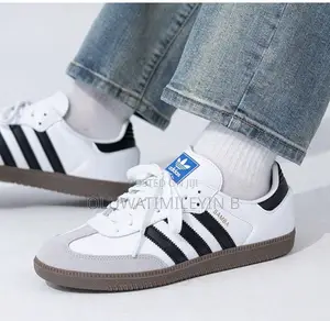 Casual Sneakers