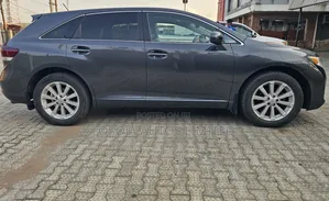 Toyota Venza AWD 2012 Gray