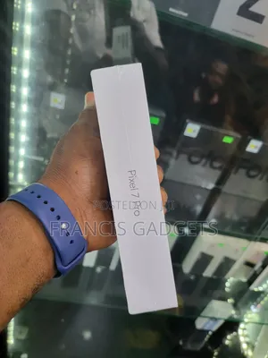 New Google Pixel 7 Pro 128 GB Gold