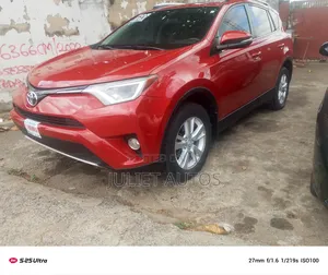 Toyota RAV4 2017 Red