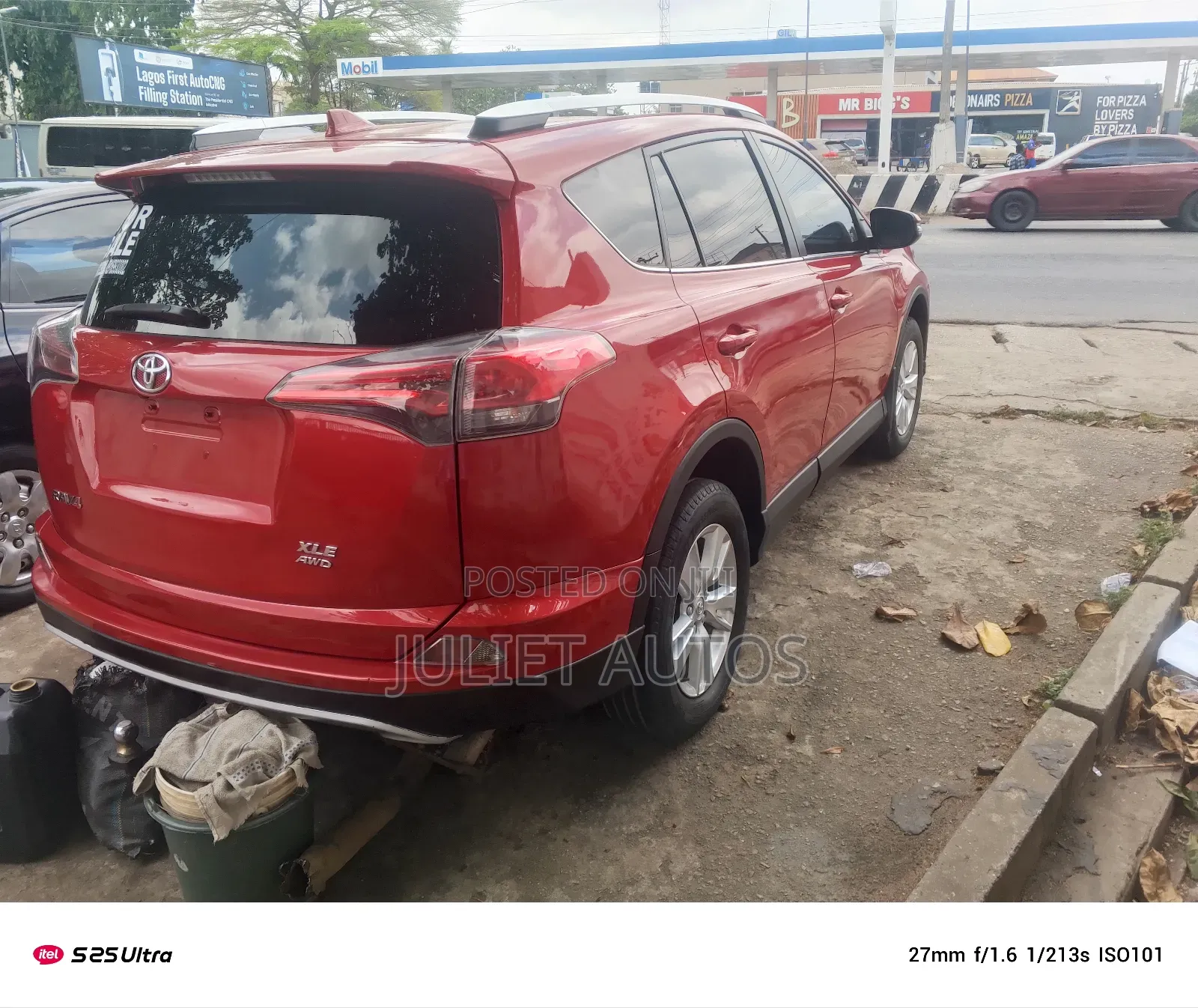 Toyota RAV4 2017 Red