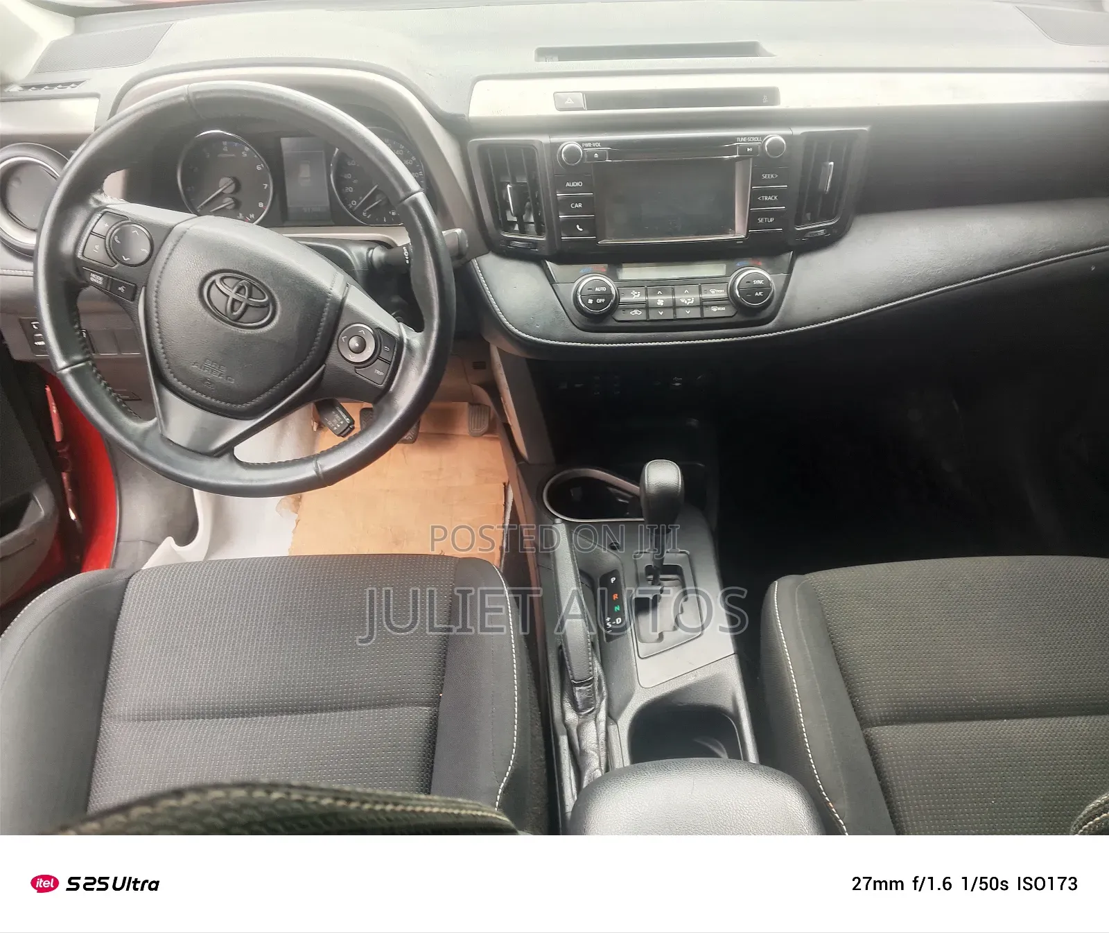 Toyota RAV4 2017 Red