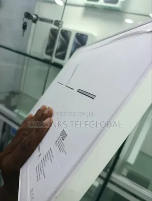 Apple Magic Keyboard For iPad Air/Pro 13-inch (M4)