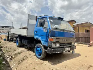 Toyota Dyna 300 ( Belgium) Tipping Bucket Normal Hand