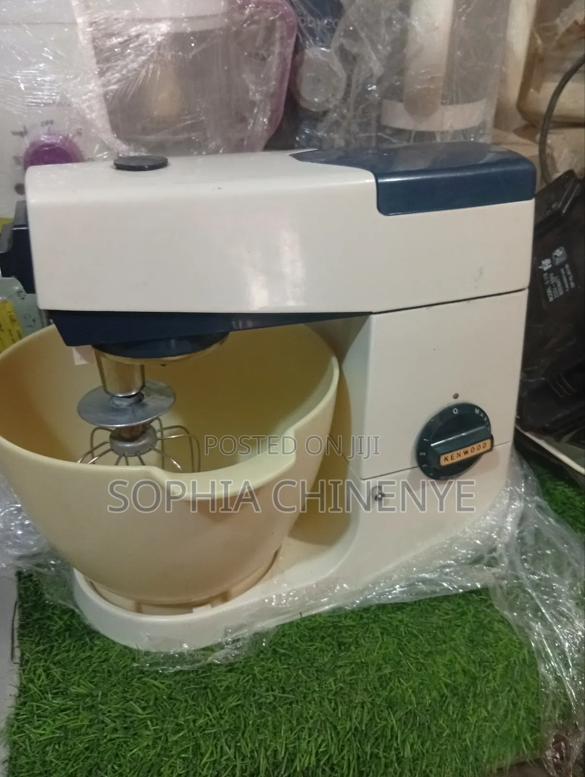 Belgium 6litres Dessinni Mixer Available