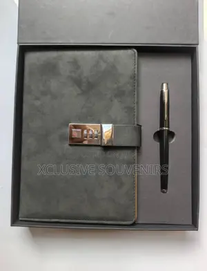 Personalized A5 Pin Lockable Pu Leather Vintage Journal and Pen Set