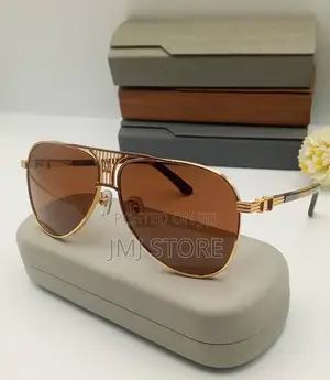 Doir Classic Fashion Glass