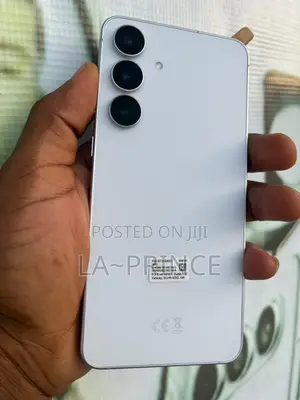 Samsung Galaxy S25 FE 256 GB Silver