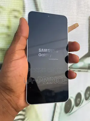 Samsung Galaxy S25 FE 256 GB Silver