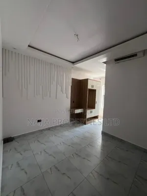 2bdrm Maisonette in Off Freedom Way, Lekki Phase 1 for rent