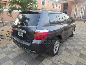 Toyota Highlander 2010 Gray