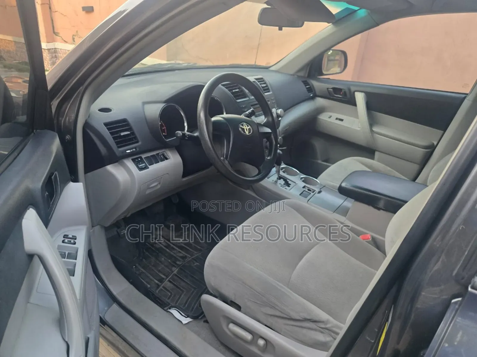 Toyota Highlander 2010 Gray