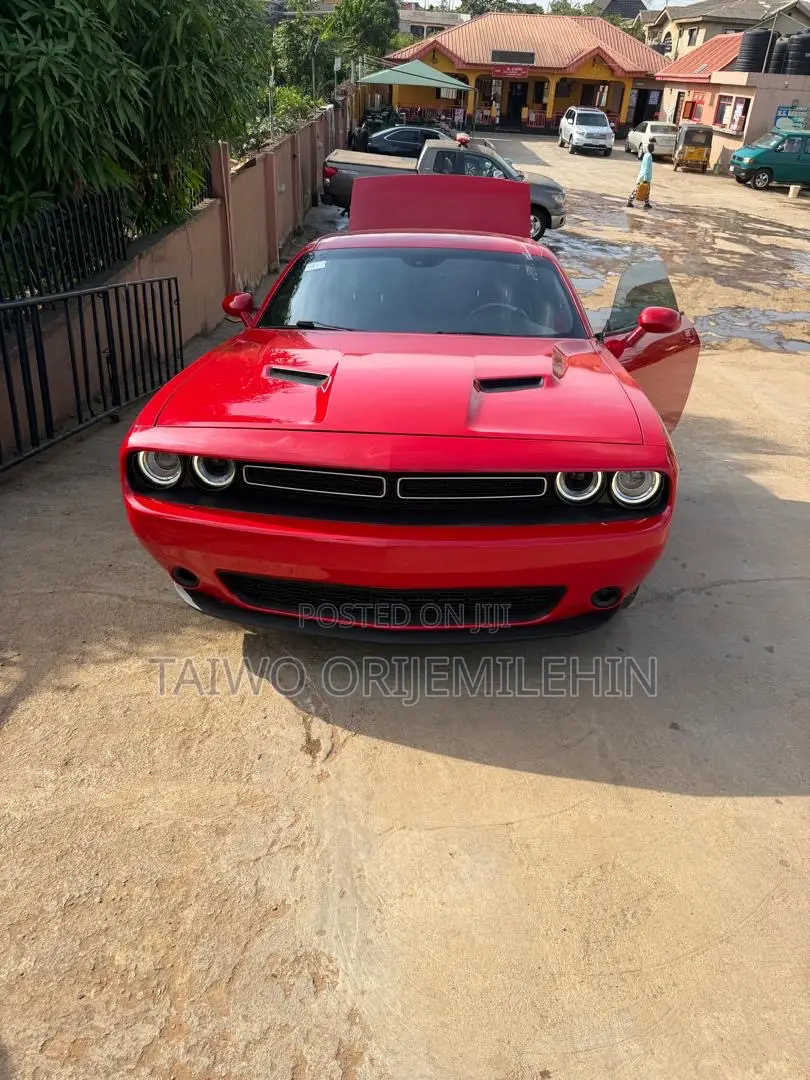Dodge Challenger 2015 Red