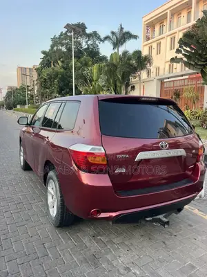 Toyota Highlander 2009 Red