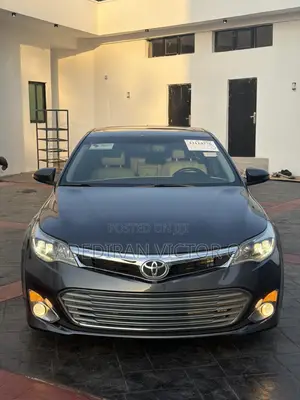 Toyota Avalon Limited Sedan FWD (3.5L 6cyl 6A) 2013 Gray
