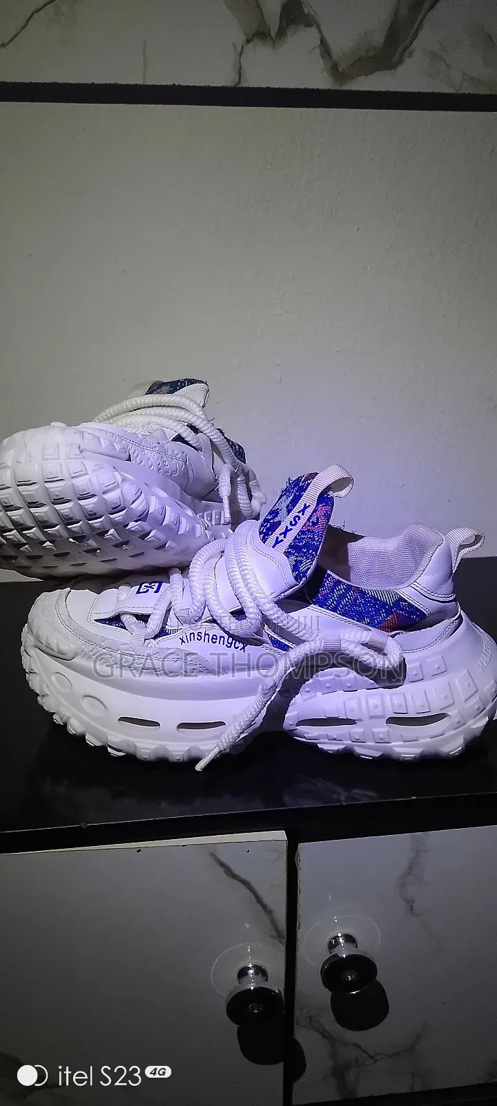 Multicolor Comfy Sneaker