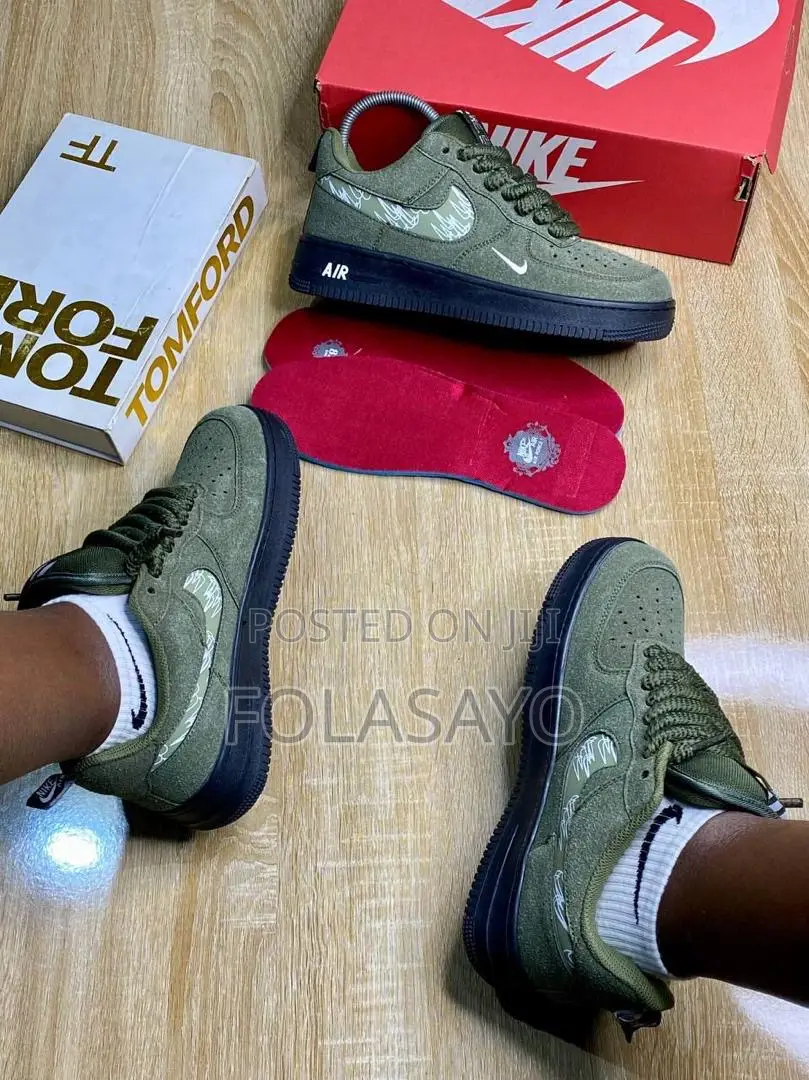 Nike Fully Boxed High Quality Sneakers