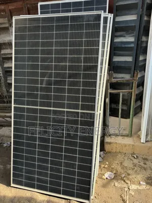 650watt Jinko Solar Panel 144 Cells
