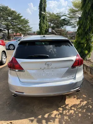 Toyota Venza XLE 2014 Silver