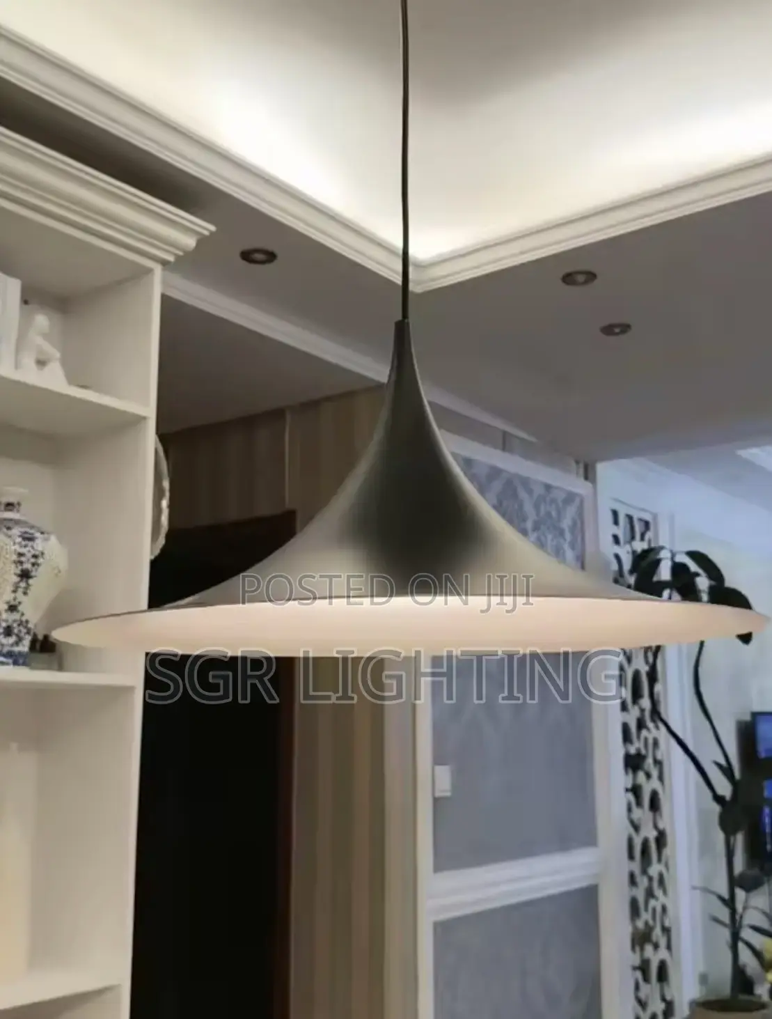 Modern Metal Horn Shaped Black Lamp