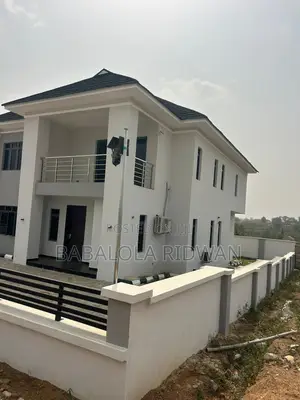 4bdrm Duplex in Fort Court Estate, Akala Express for sale