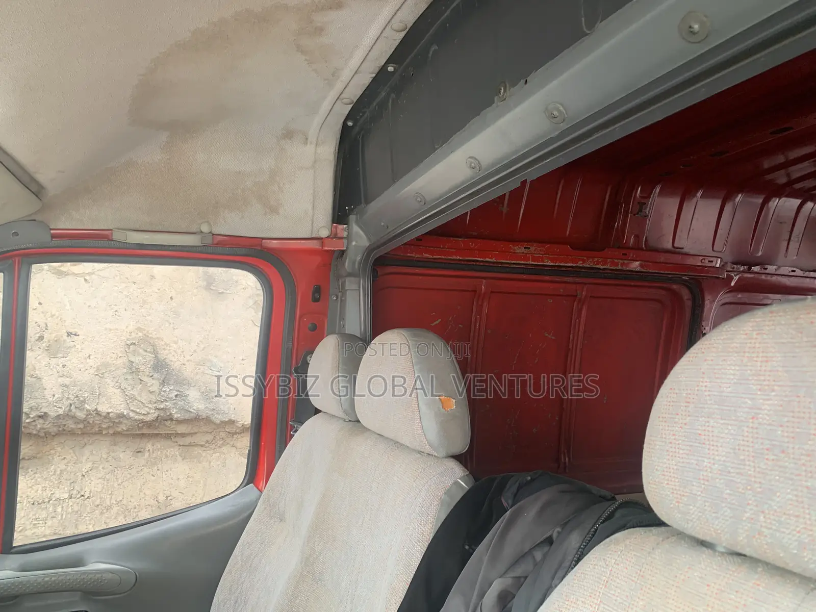 Ford Transit 2004 Red