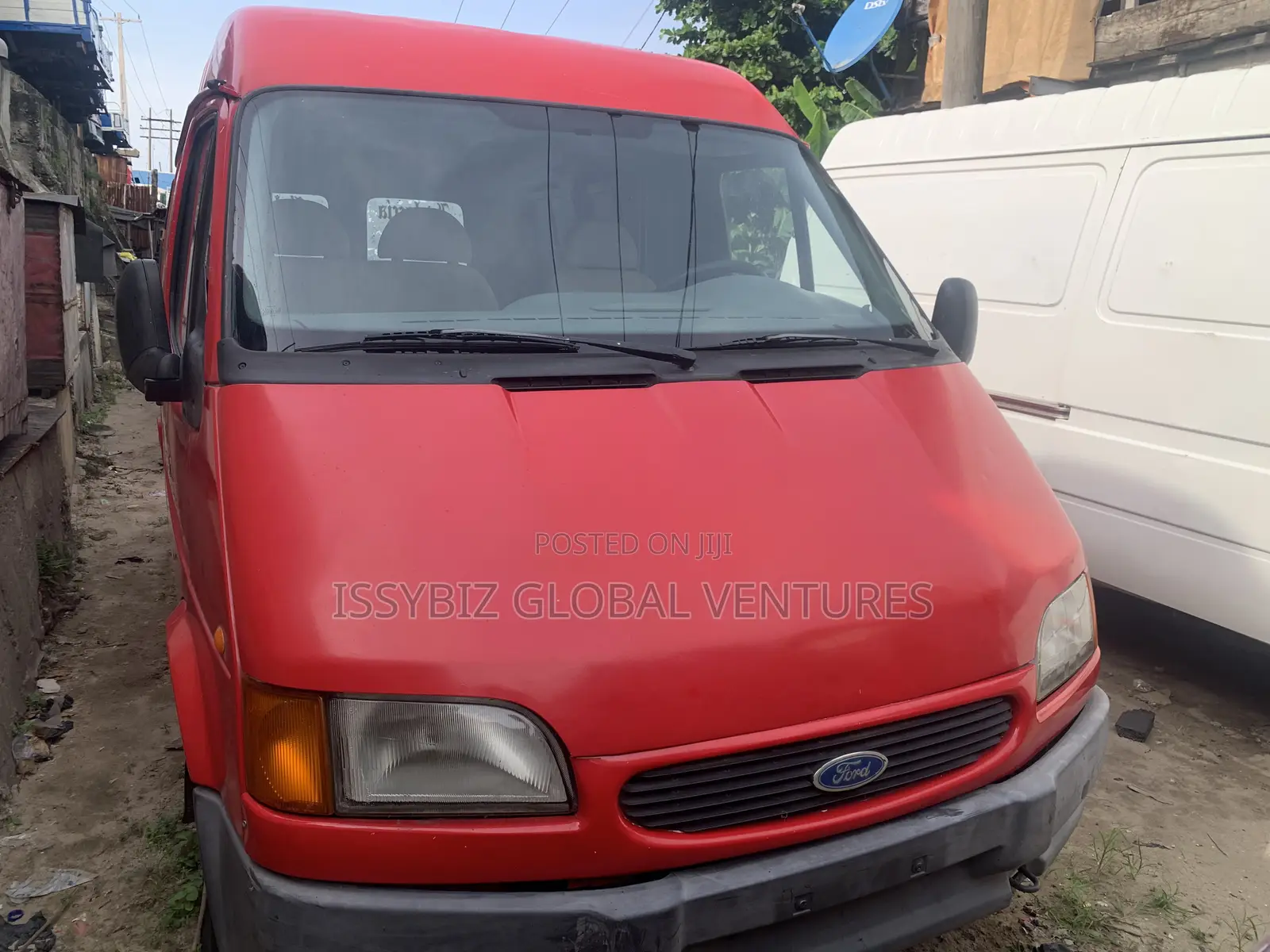 Ford Transit 2004 Red