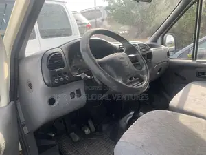 Ford Transit 2005 White