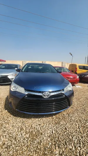Toyota Camry LE 4dr Sedan (2.5L 4cyl 6A) 2016 Blue