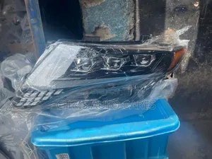 Headlamp for Venza 2008 to 2014