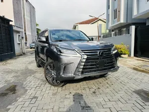 Lexus LX 570 AWD 2019 Gold
