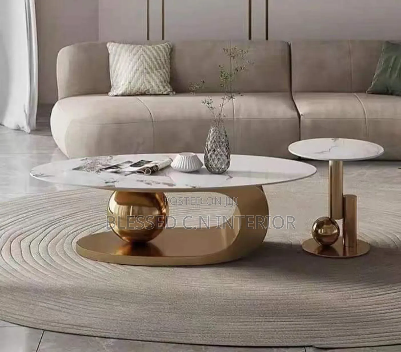 Portable Center Table