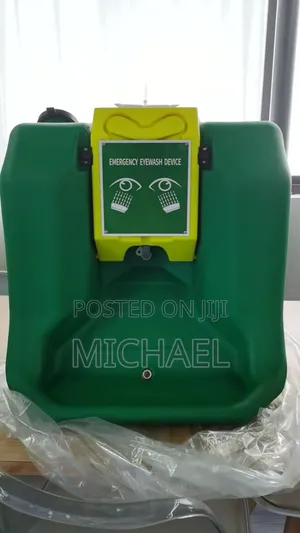Emergency Eyewash Station 60 Litres