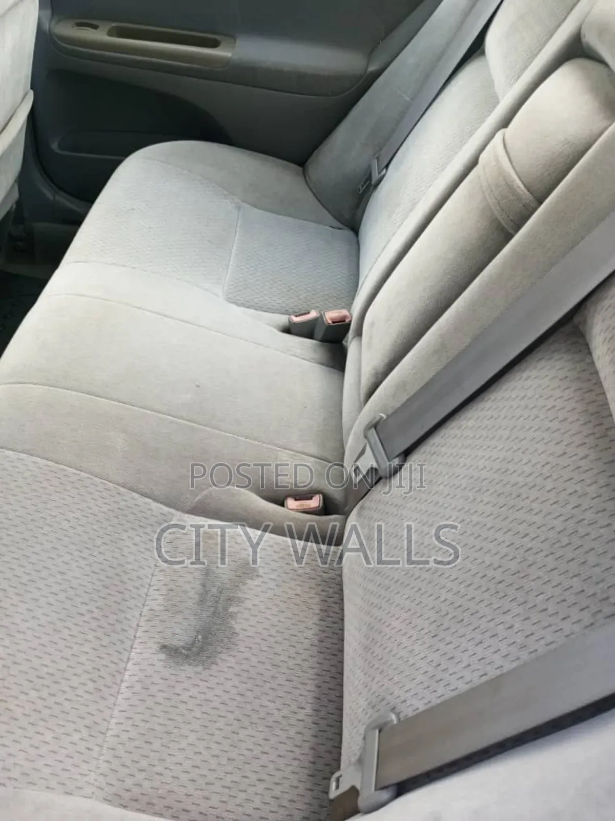 Toyota Camry 2005 Gray