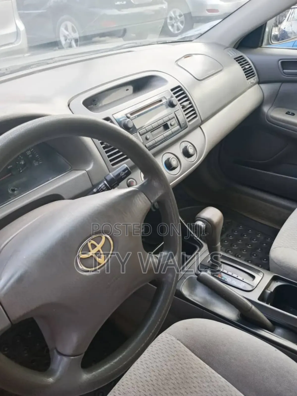 Toyota Camry 2005 Gray