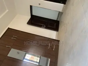 3bdrm Bungalow in Efab Queens Estate for rent