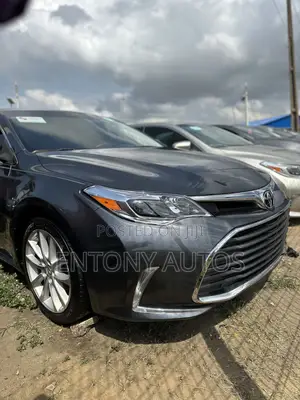 Toyota Avalon Limited 4dr Sedan (3.5L 6cyl 6A) 2014 Gray